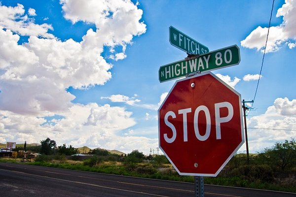 Panneaux de signalisation : choisissez la sécurité adaptée